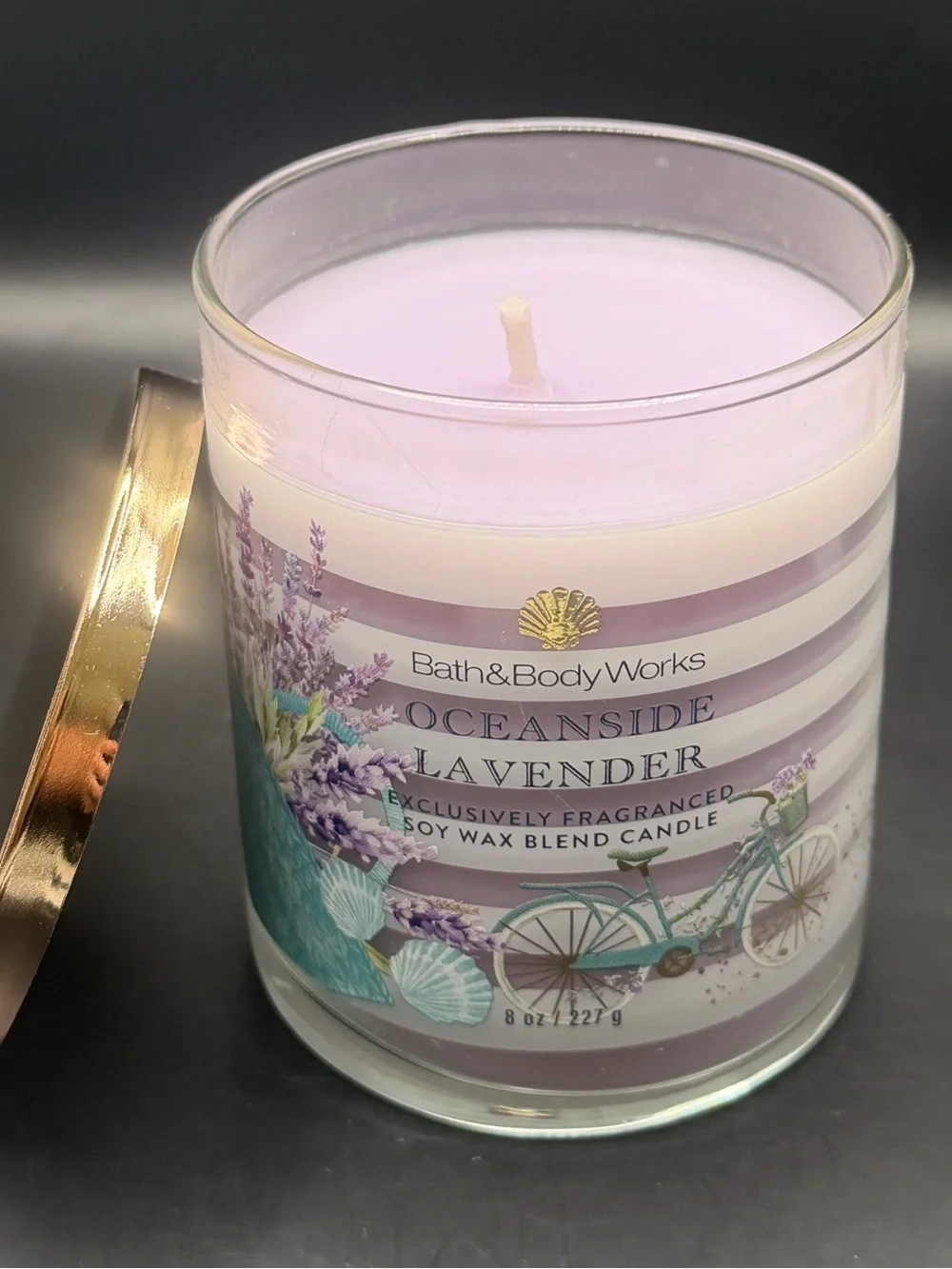 Bath & Body Works Lavender Oceanside Single-Wick 8OZ Candle in Purple